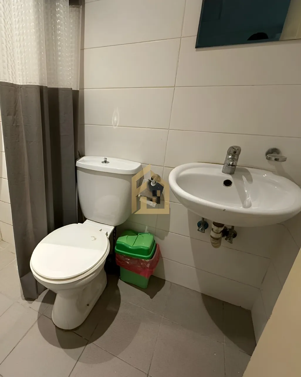 Apartment for sale in Achrafieh, Beirut, Lebanon - 1 bed, 1 bath
