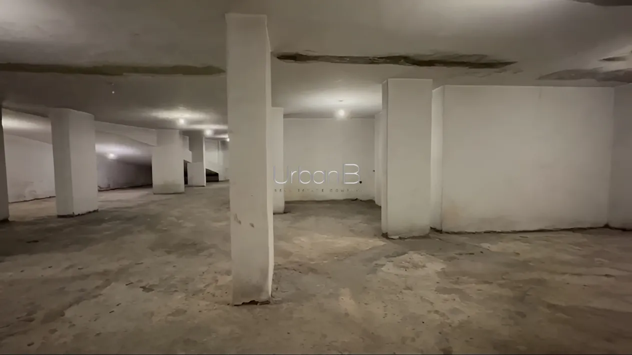 Warehouse for rent in Ain el tineh, beirut, lebanon