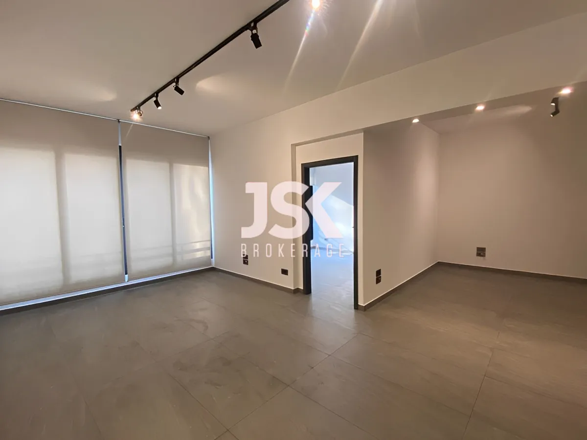 Office for rent in Badaro