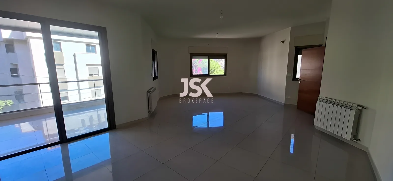 Apartment for Sale in Bsalim - 3 bed