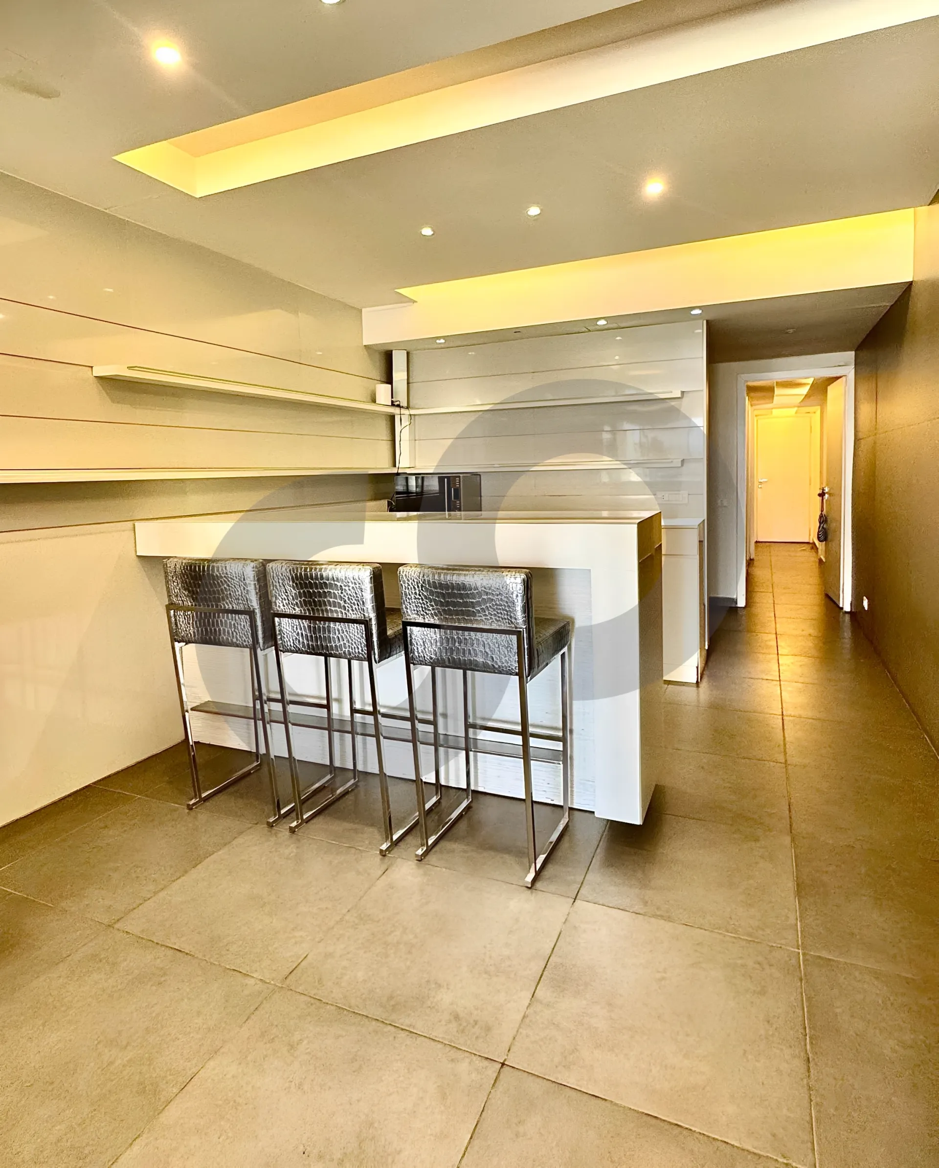 Chalet for Sale in Halat