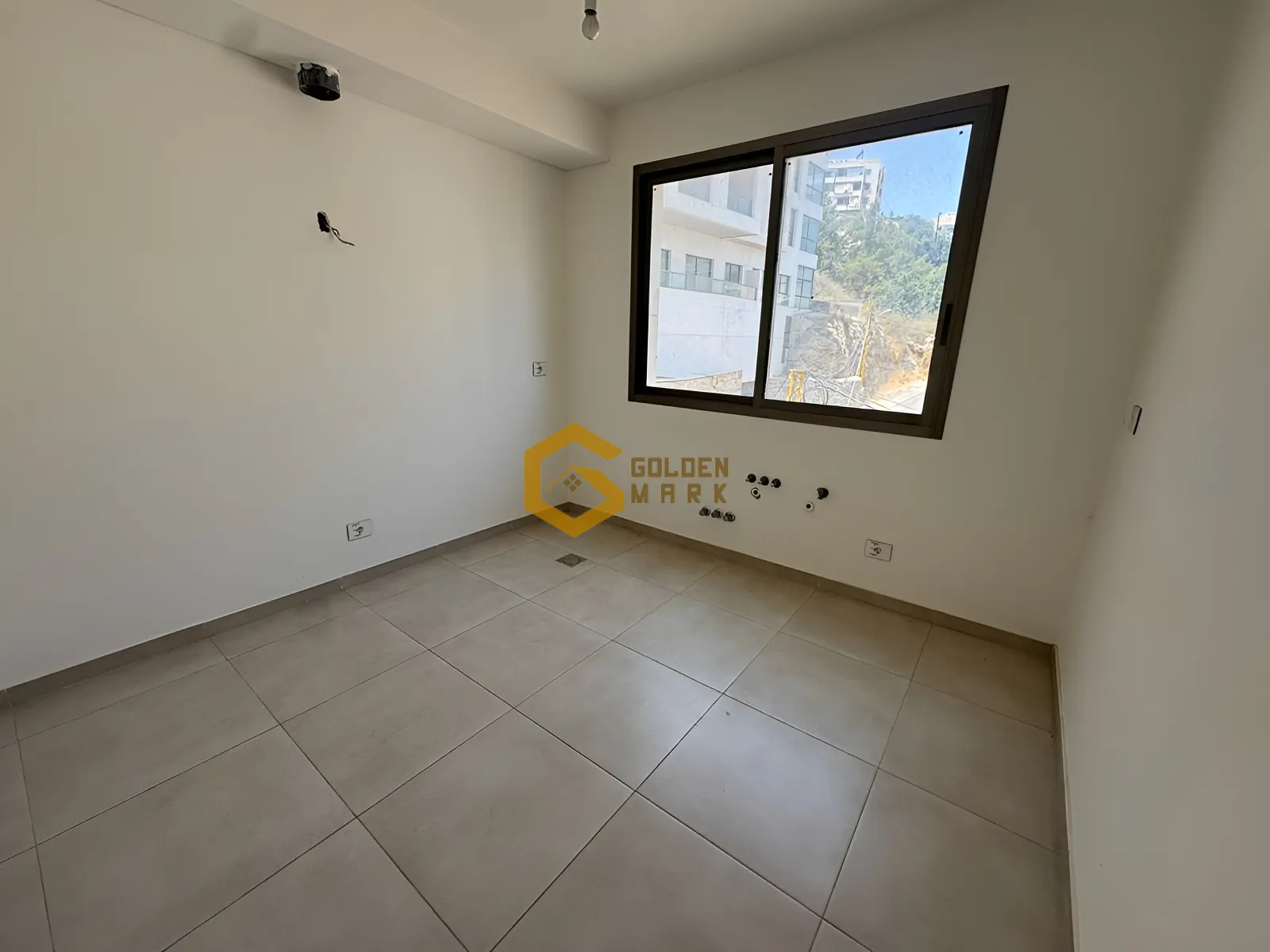 Apartment for Sale in Bsalim - 3 bed, 4 bath