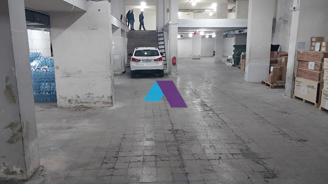 Warehouse for sale in Sioufi
