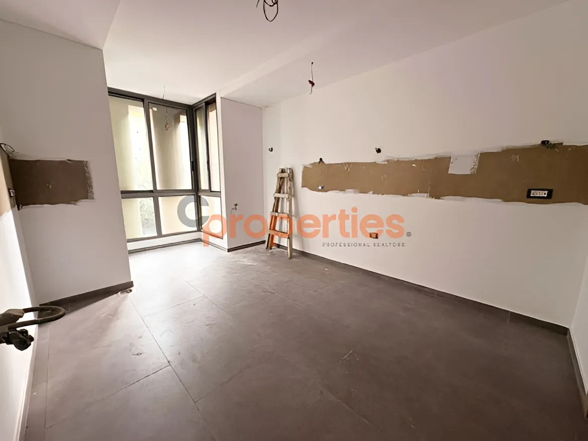 Apartment for Rent in Louaizeh