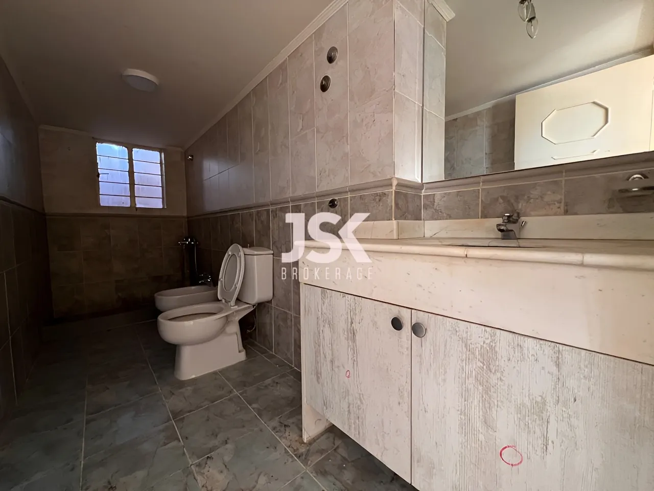 Apartment for Rent in Achrafieh