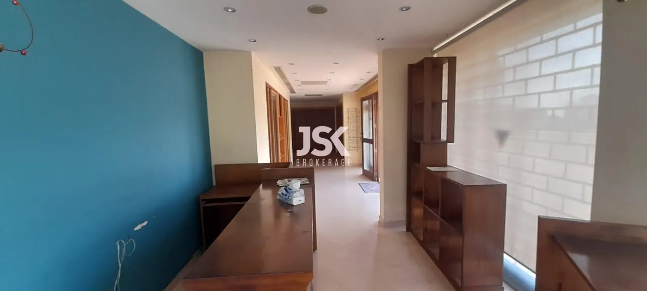 Shop for Sale in Hazmieh
