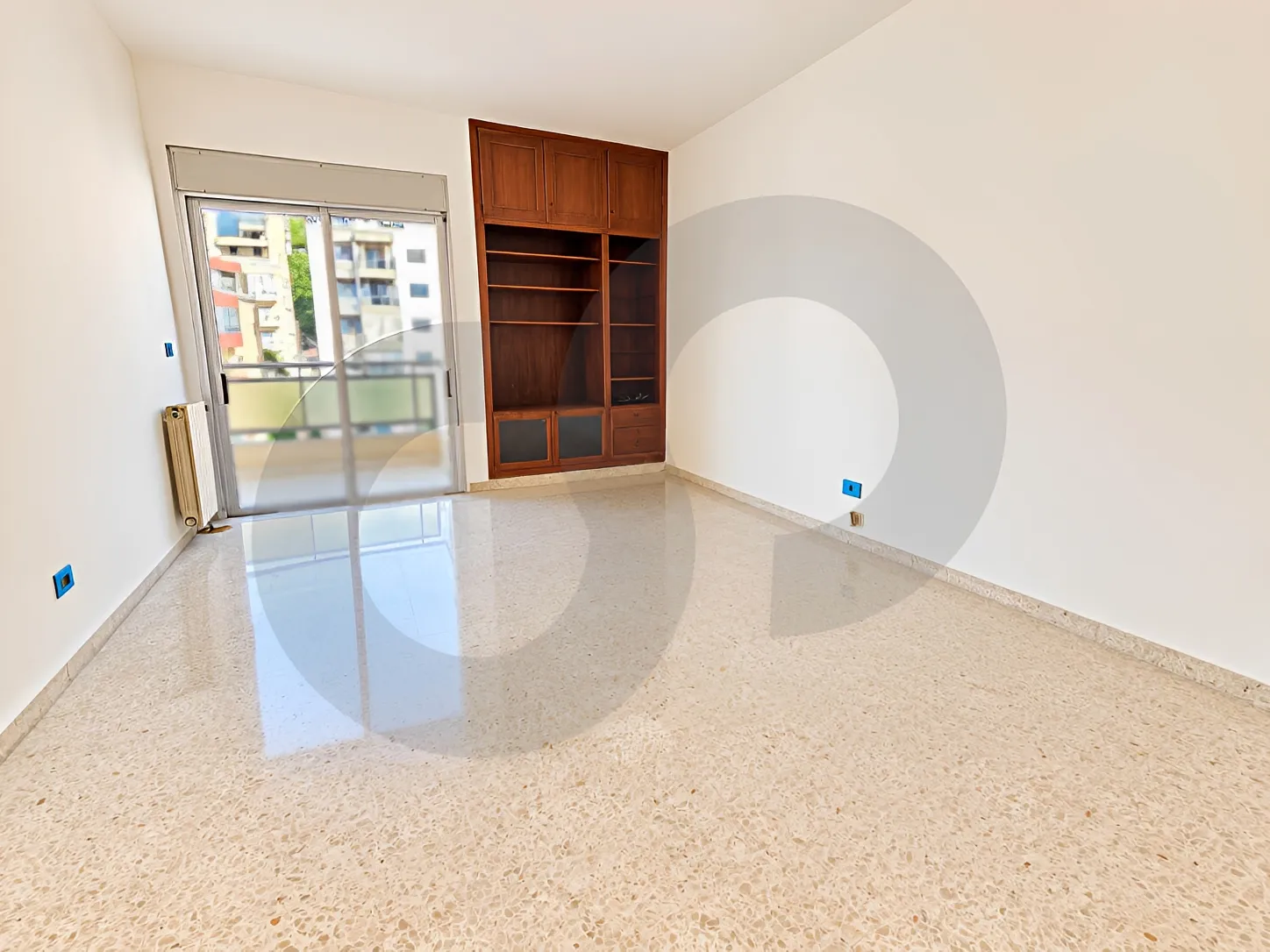 Apartment for Sale in Haret Sakher