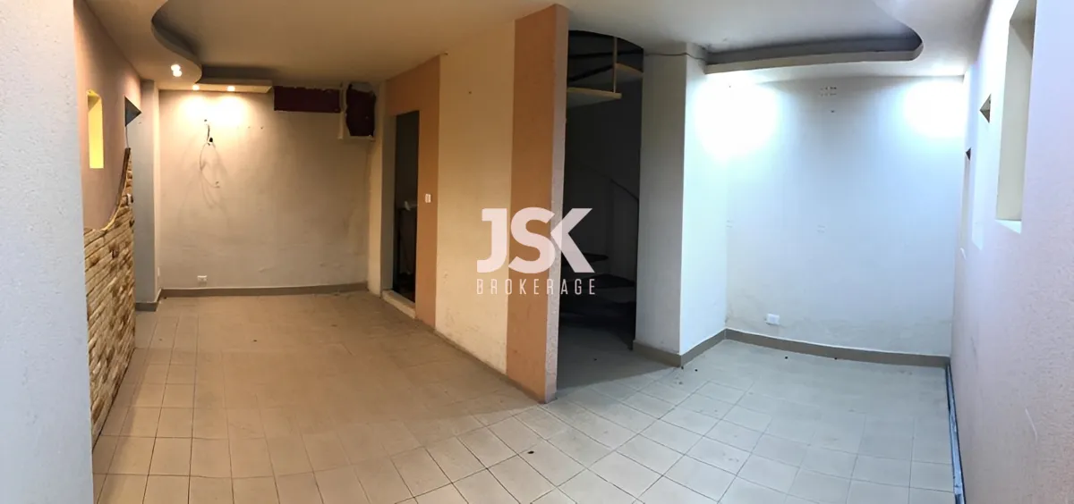 Shop for rent in Achrafieh
