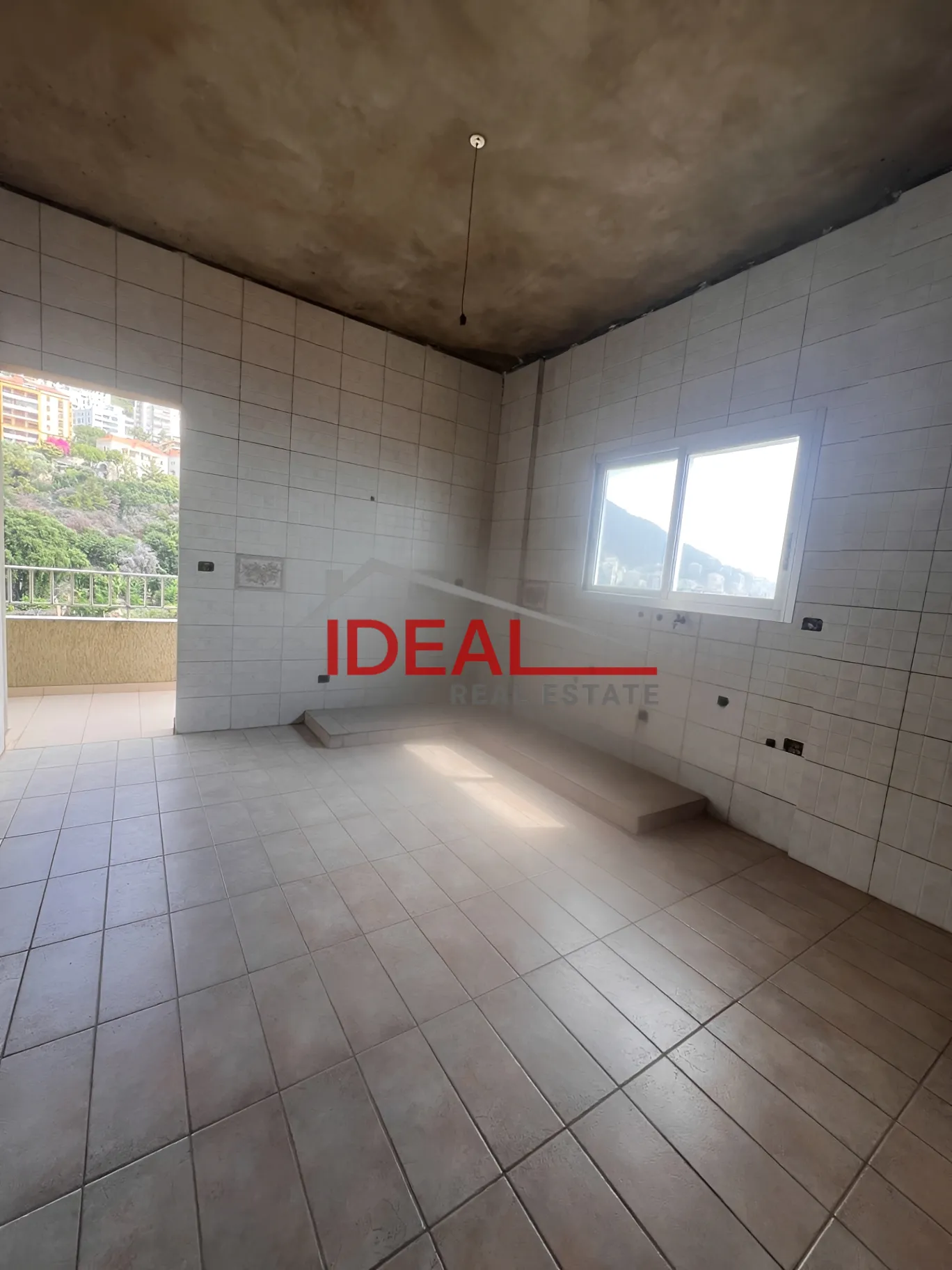 Apartment for sale in Haret Sakher, Lebanon - 3 bed, 2 bath