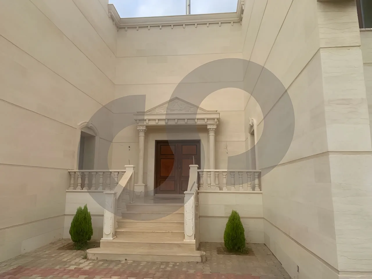 Building for Sale in Deddeh