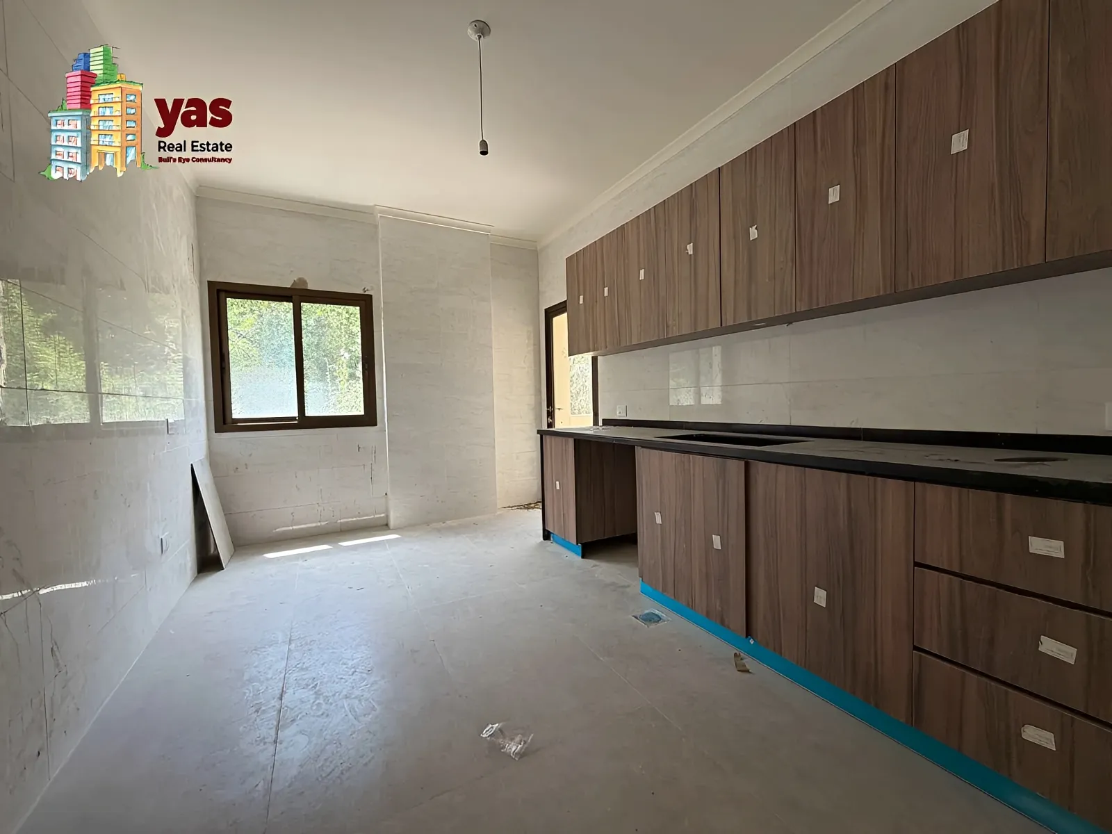 Apartment for Sale in Zouk Mosbeh - 3 bed, 3 bath