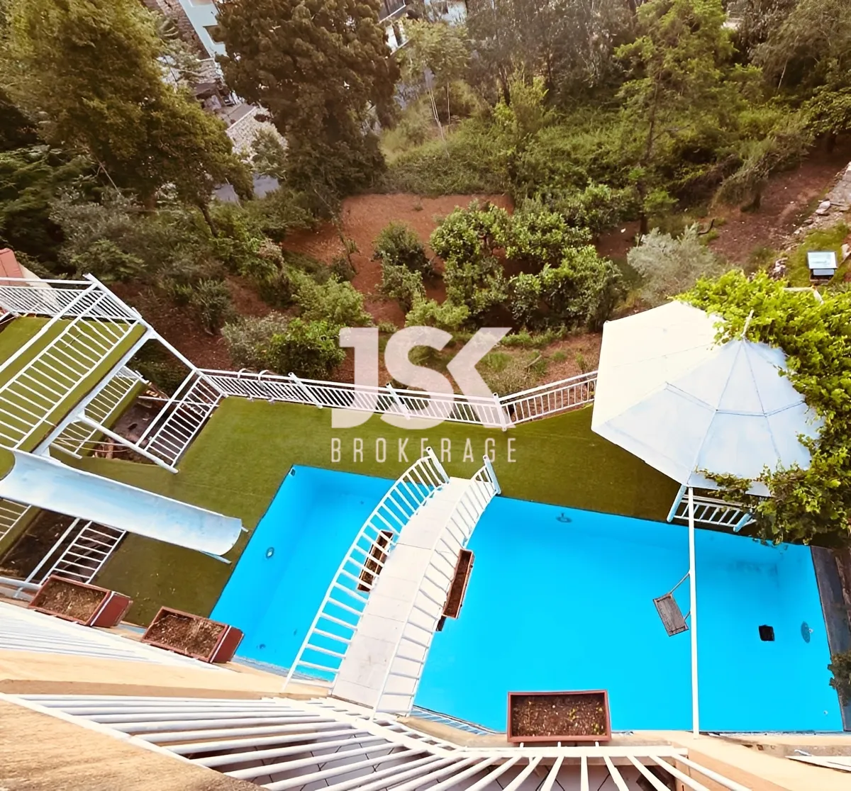 Duplex for Rent in Broummana, Lebanon - 4 bed, 6 bath