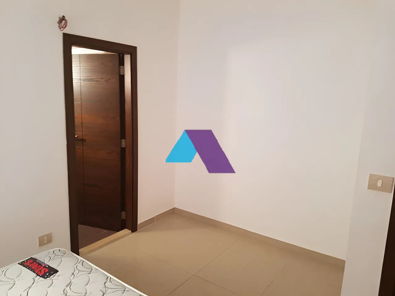 Apartment for Sale in Bqennaya
