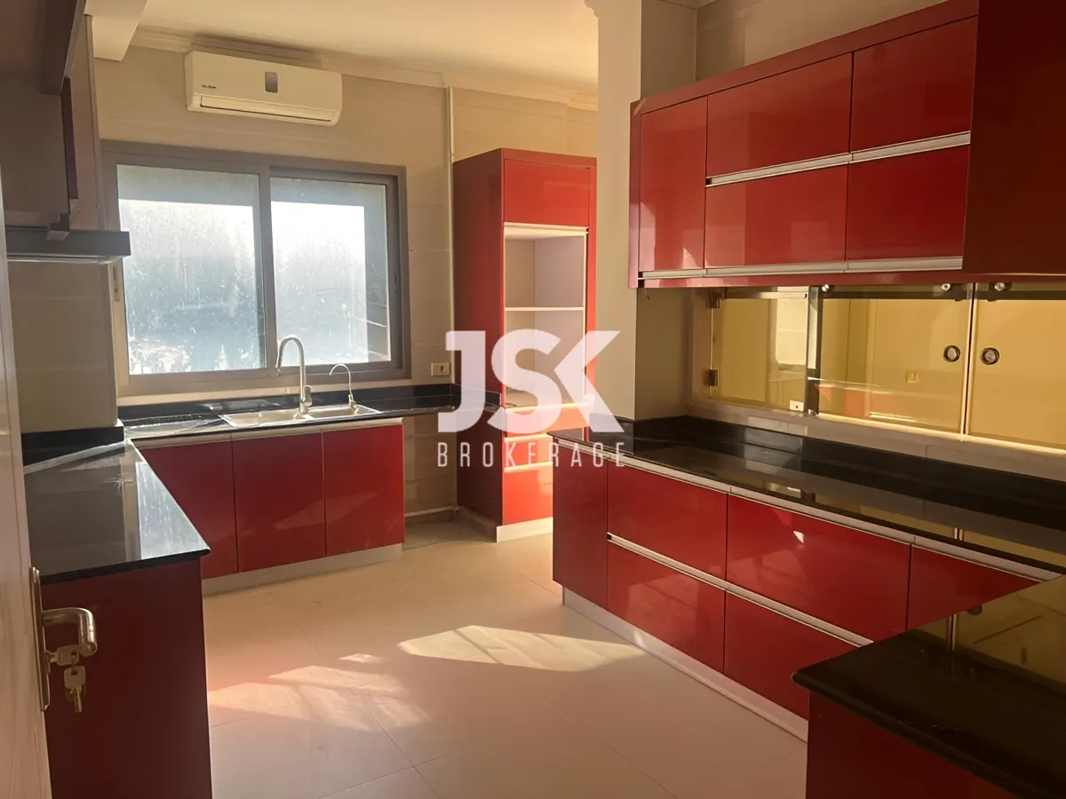 Apartment for Sale in Chouaifet El Aamroussieh, Lebanon - 3 bed, 3 bath