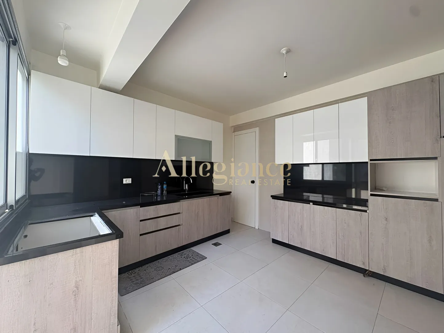 Apartment for sale in Ras El Nabaa