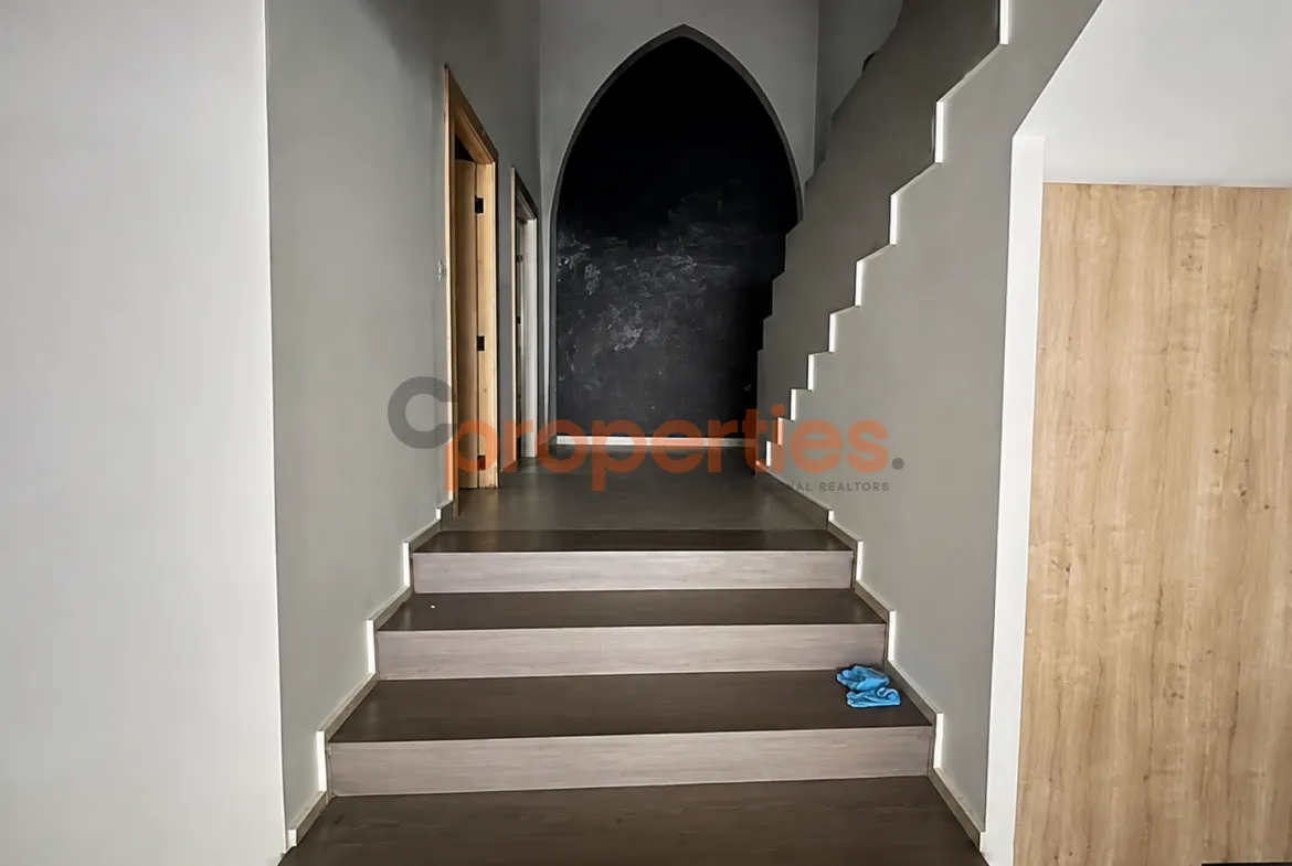 Shop for Rent in Hamra