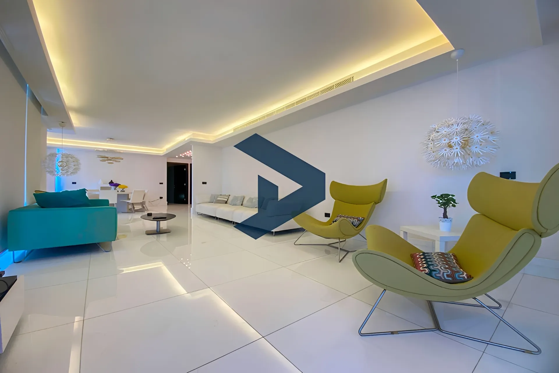 Apartment for sale in Ain Al Mraiseh, Beirut, Lebanon - 4 bed, 5 bath