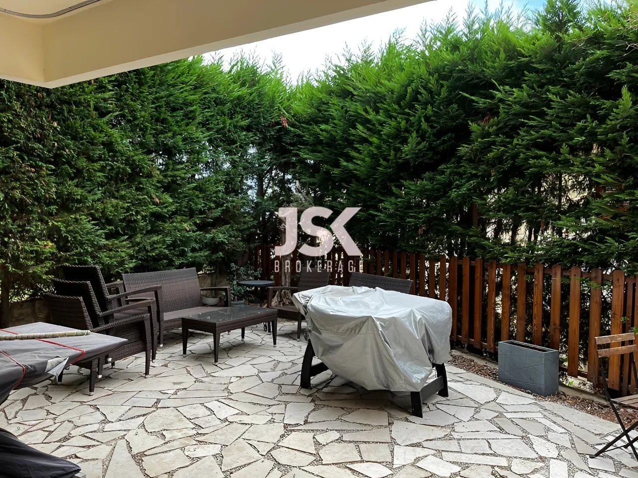 Apartment for Rent in Habboub