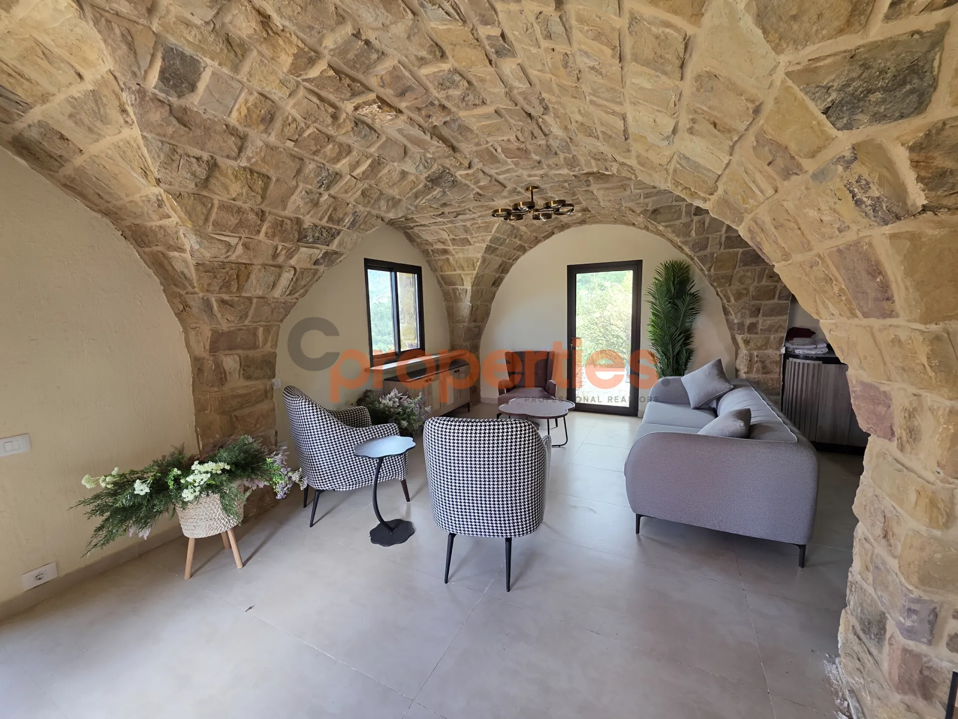 Villa for Sale in Baskinta