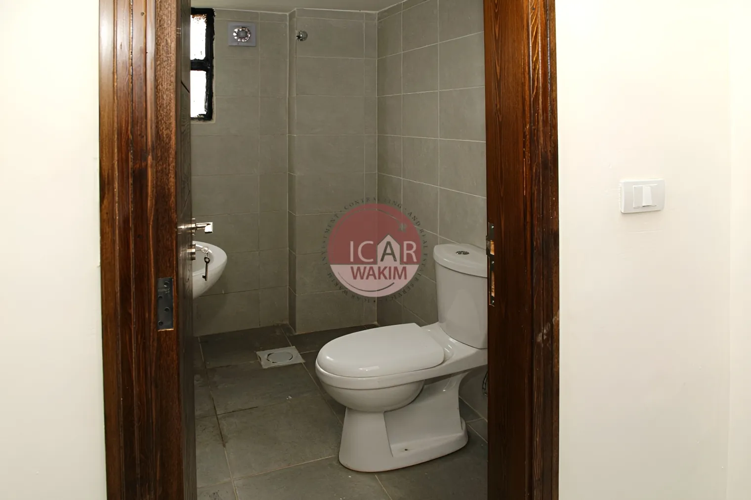 Office for rent in Baouchriyeh