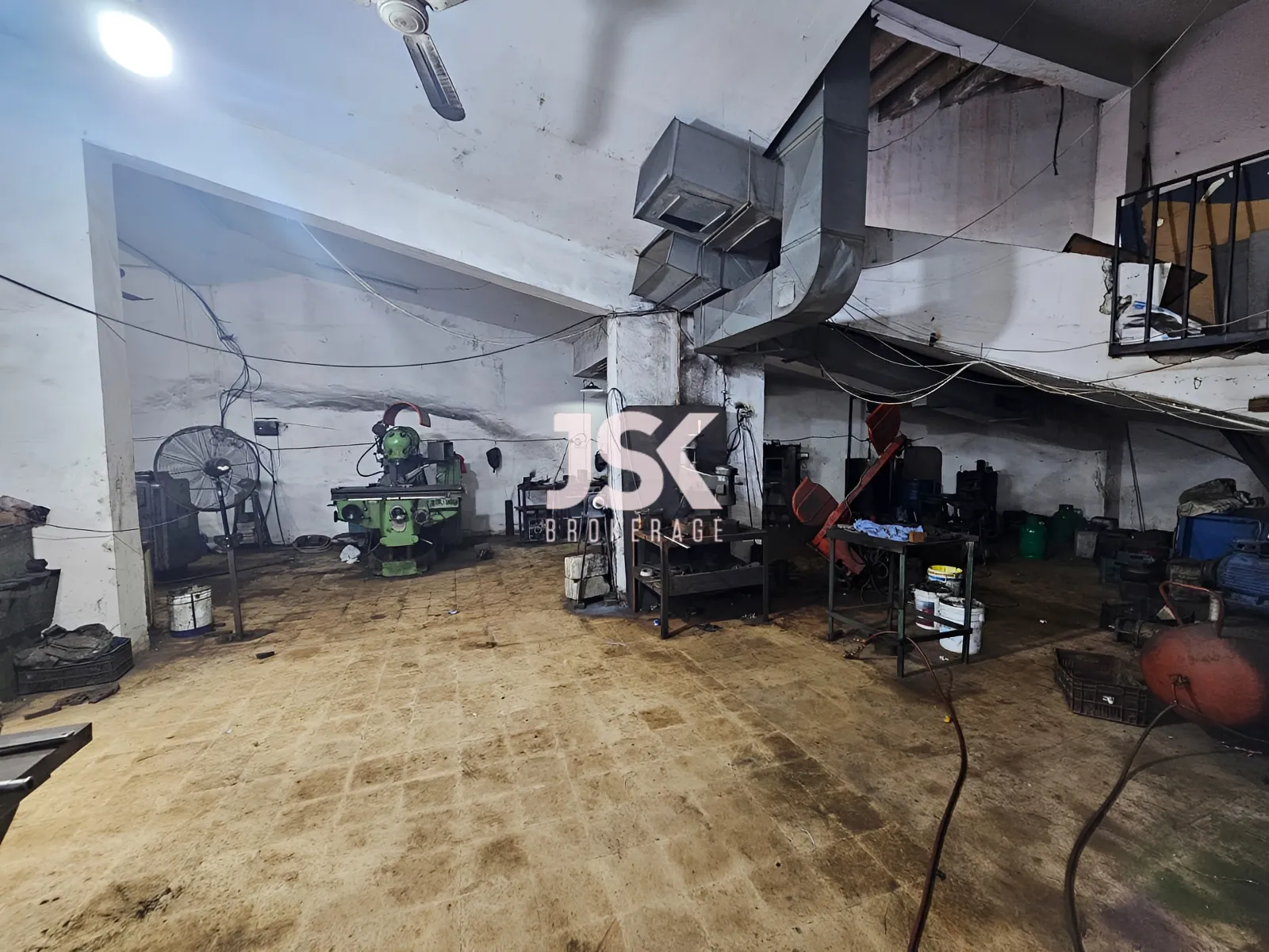 Warehouse for Sale in Fanar