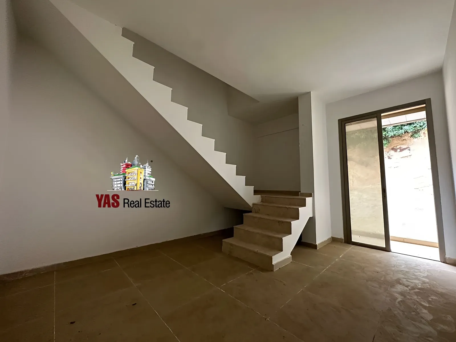 Apartment for Rent in Kfar Hbab - 3 bed, 4 bath