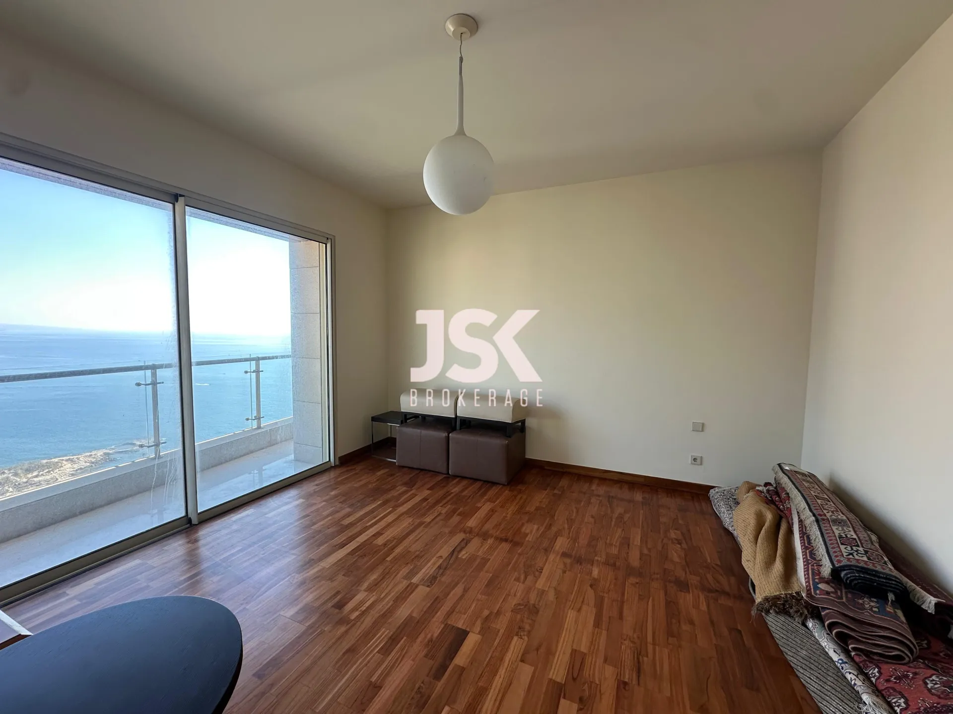 Apartment for Sale in Raoucheh