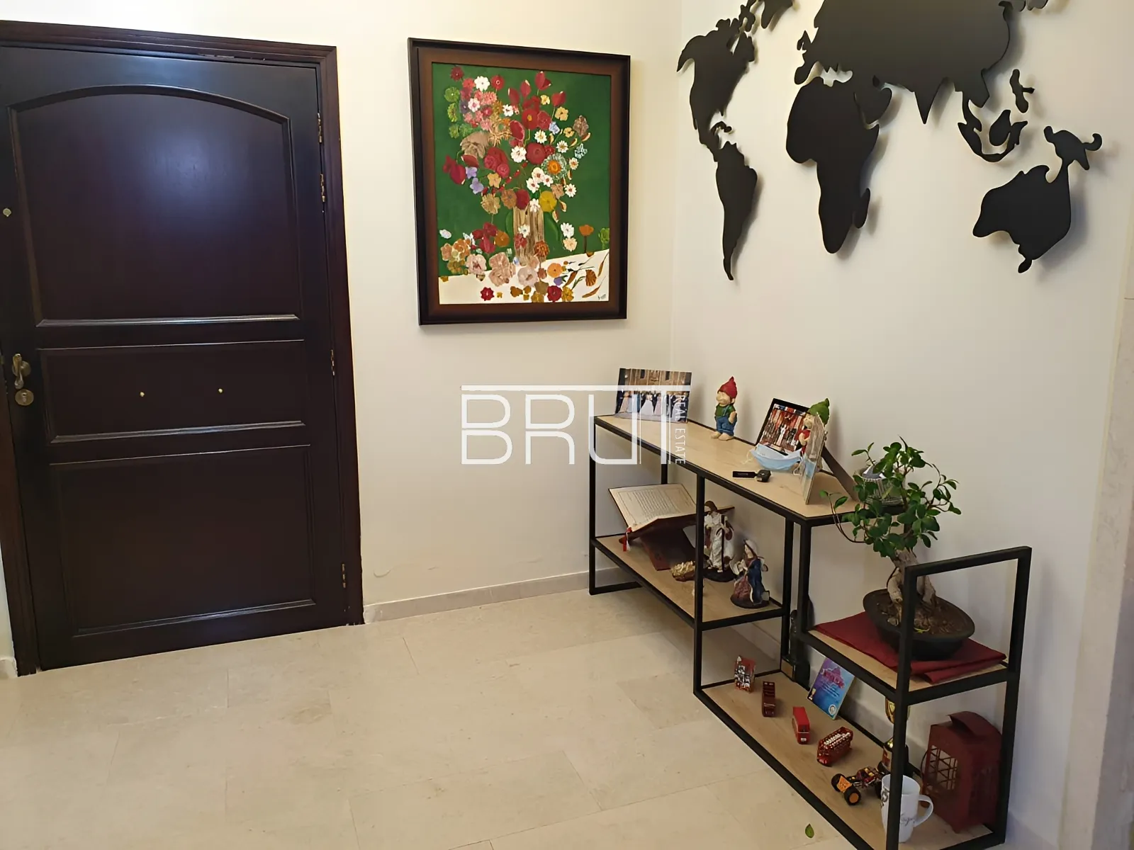 Apartment for Sale in Ballouneh