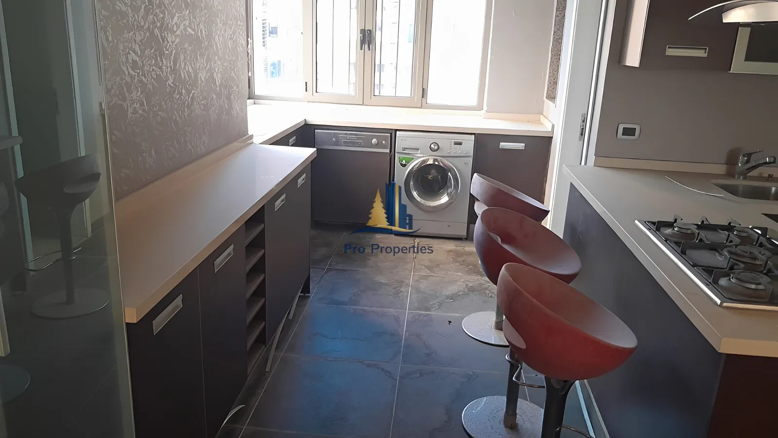 Apartment for rent in Ramleh Al Bayda