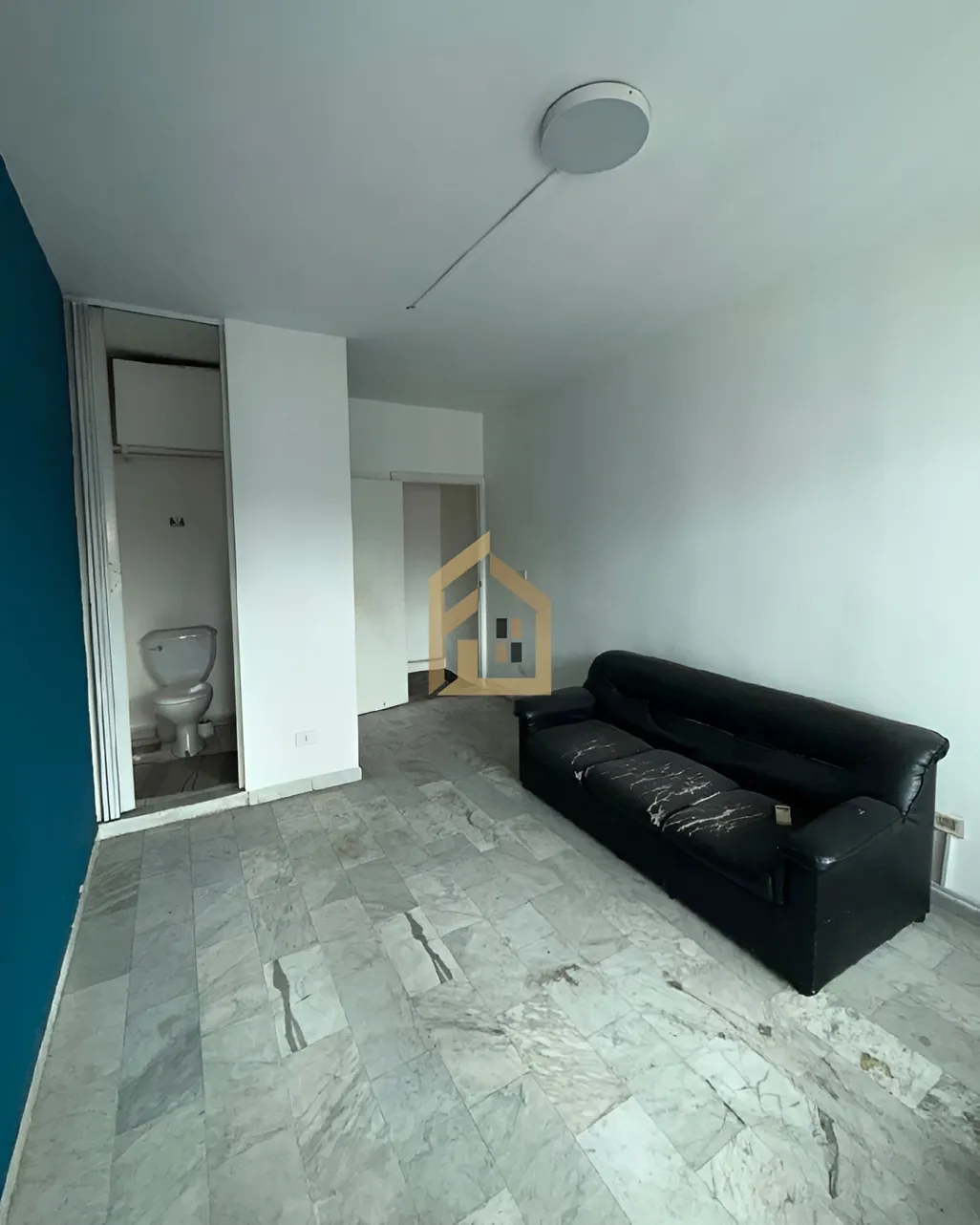 Shop for rent in Zalqa, Lebanon