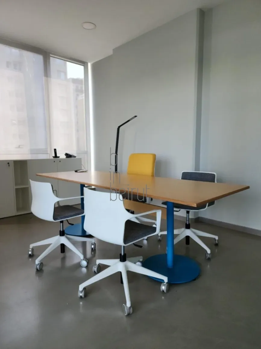 Office for rent in Sin El Fil, Lebanon