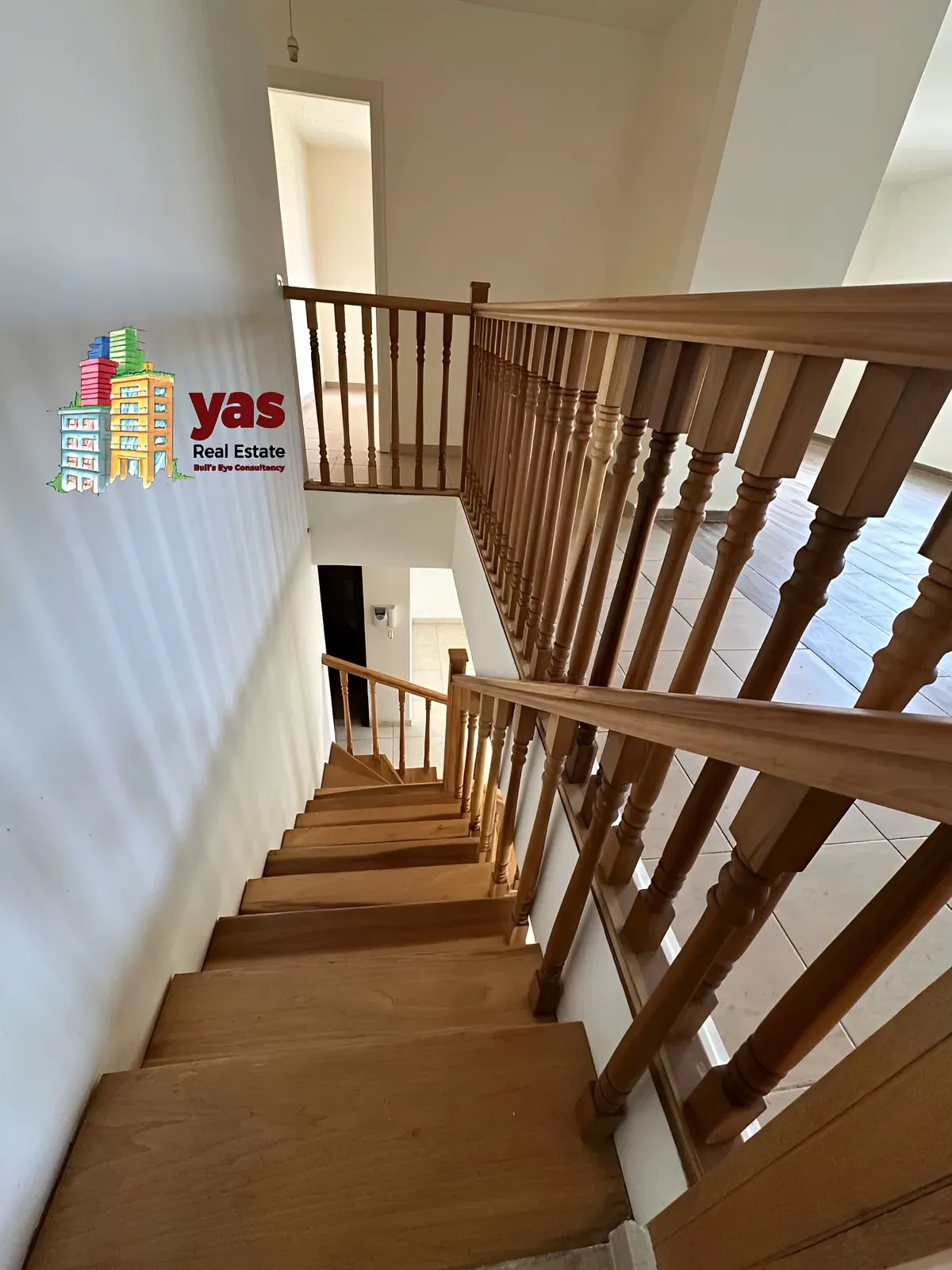 Apartment for Sale in Kfar Yassine - 3 bed, 4 bath