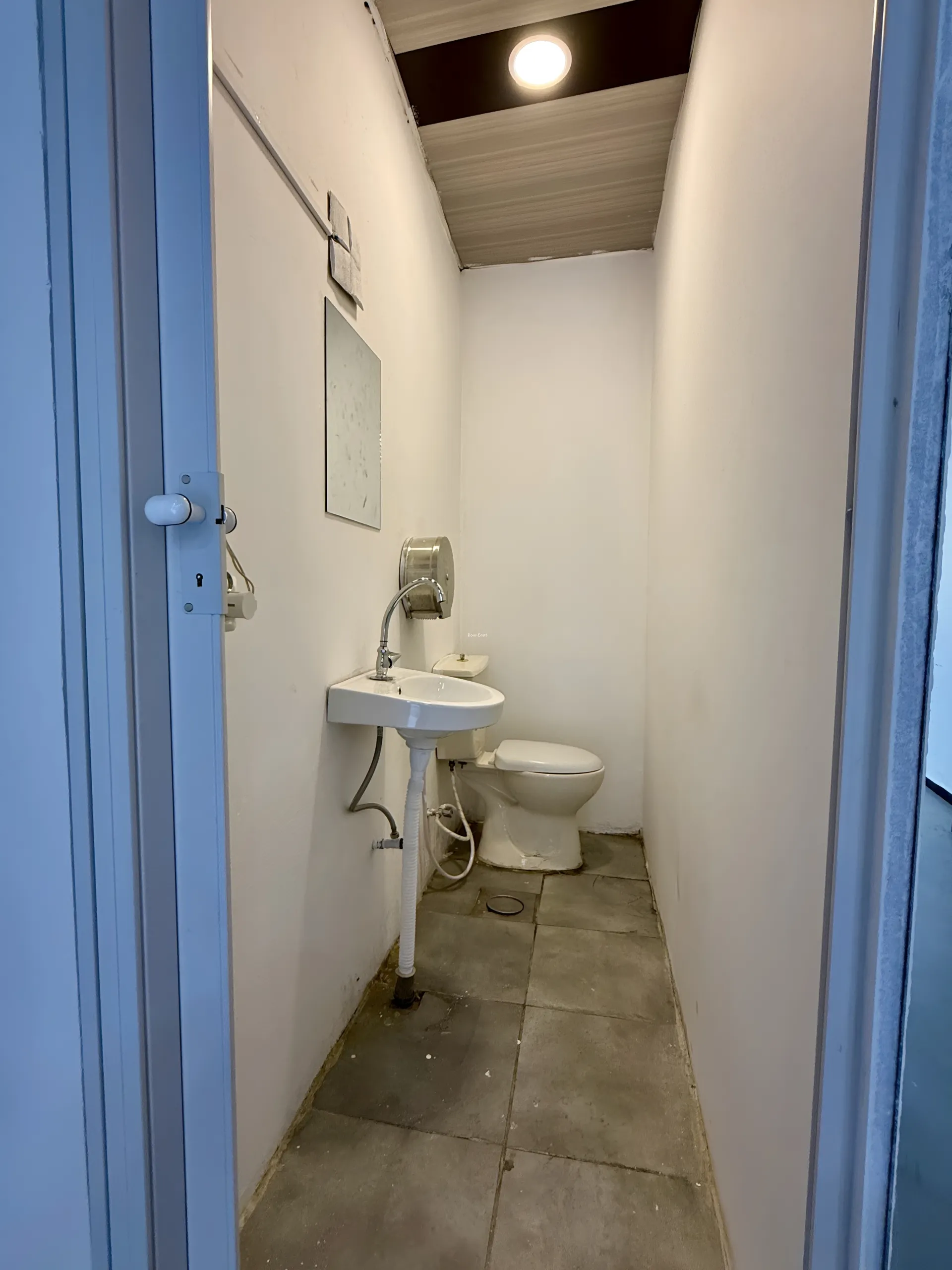 Shop for rent in Achrafieh, beirut, lebanon