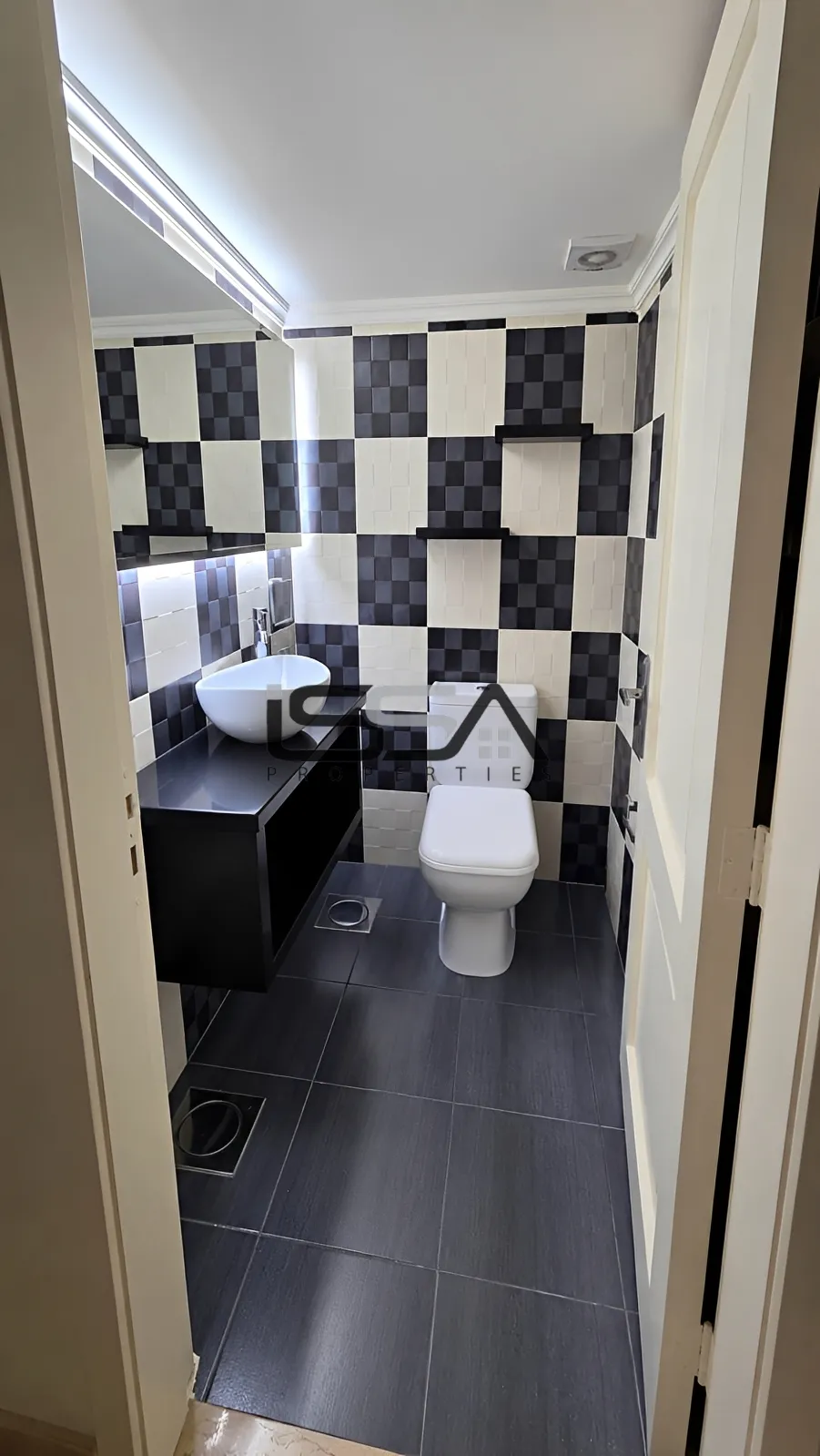Apartment for rent in Safra