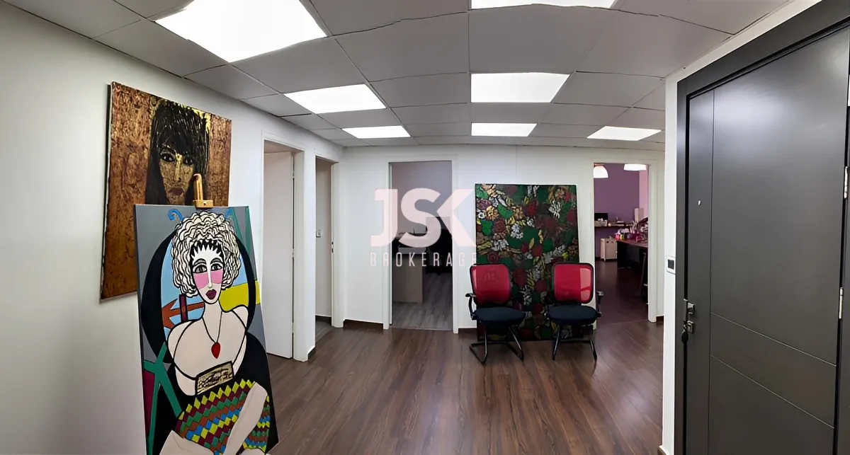 Office for rent in Mansourieh