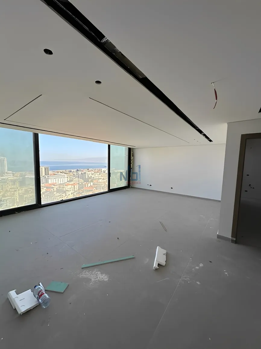 Duplex for Sale in Minet El Hosn, Bayrut, Lebanon