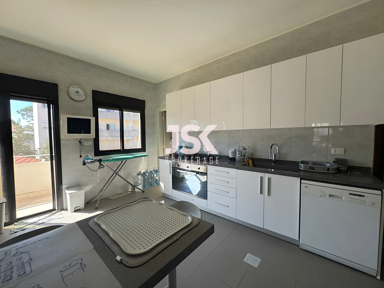 Apartment for Sale in Beit Meri