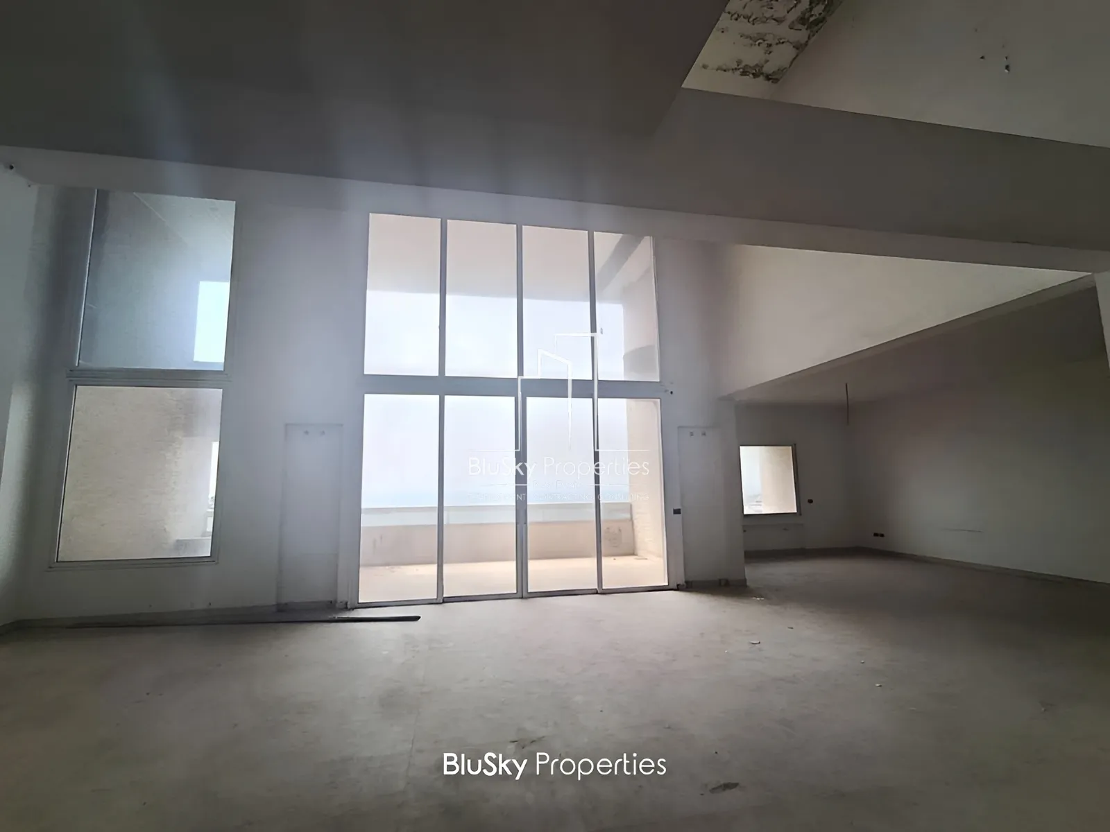 Triplex for Sale in Sahel Alma