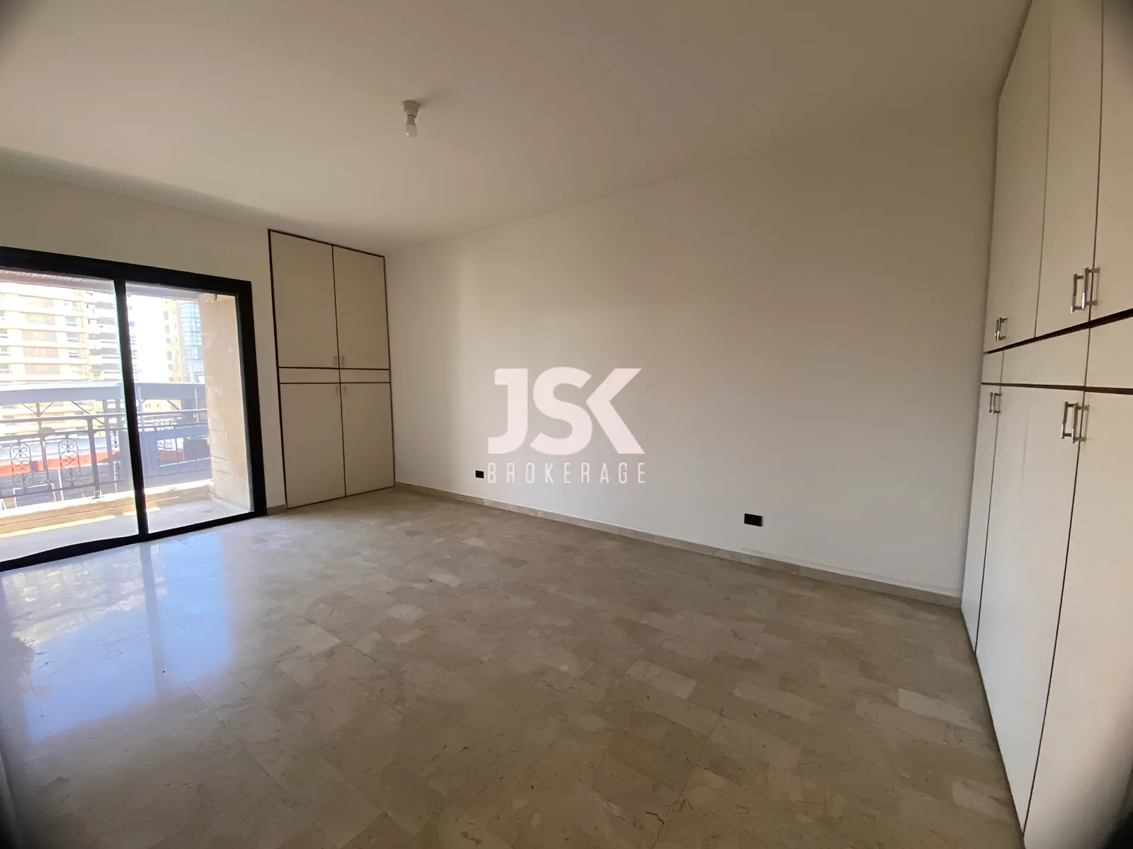 Apartment for Sale in Verdun