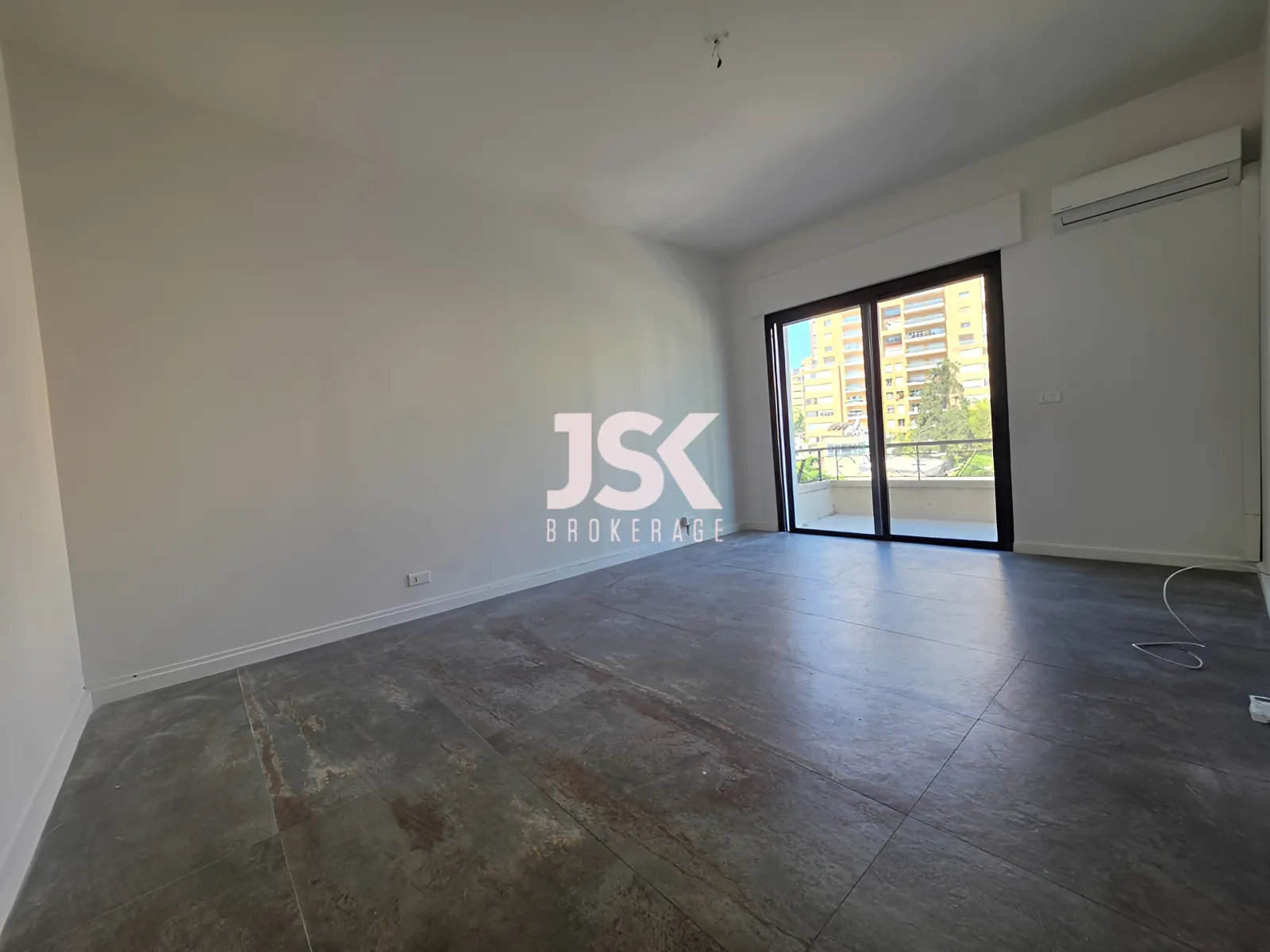 Apartment for Rent in Ras Beirut