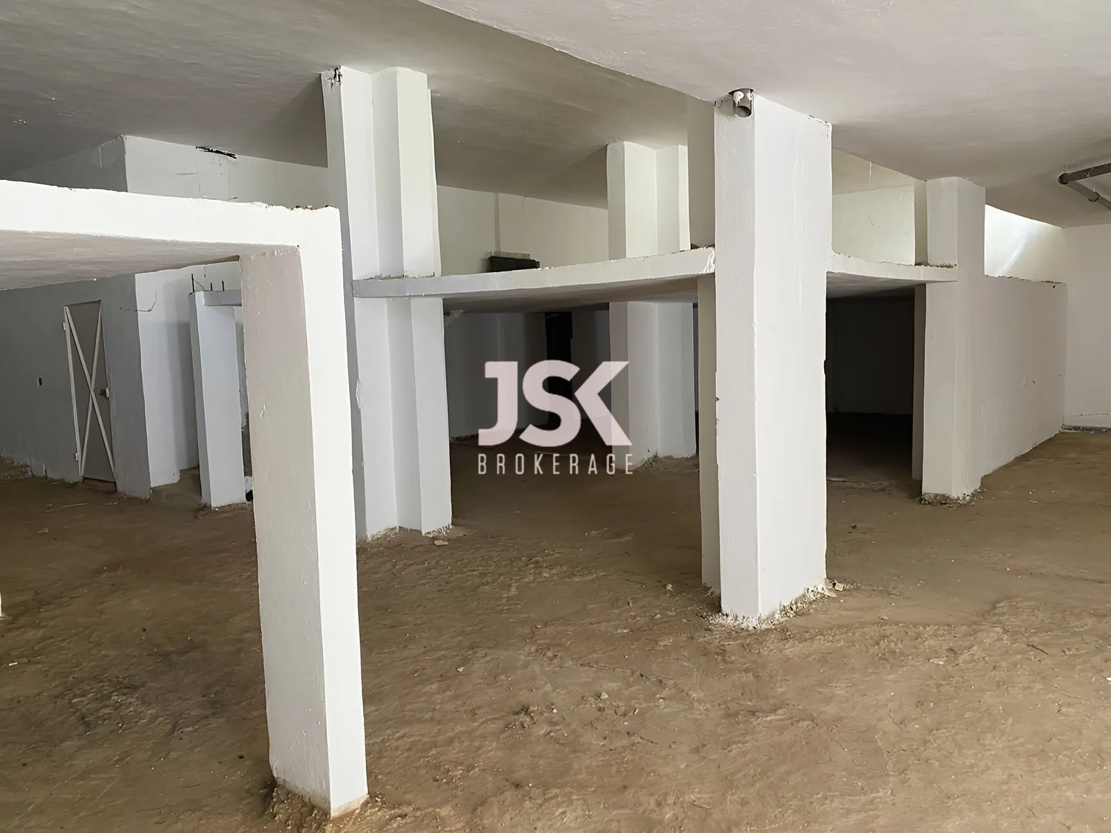 Warehouse for Sale in Ain Saadeh