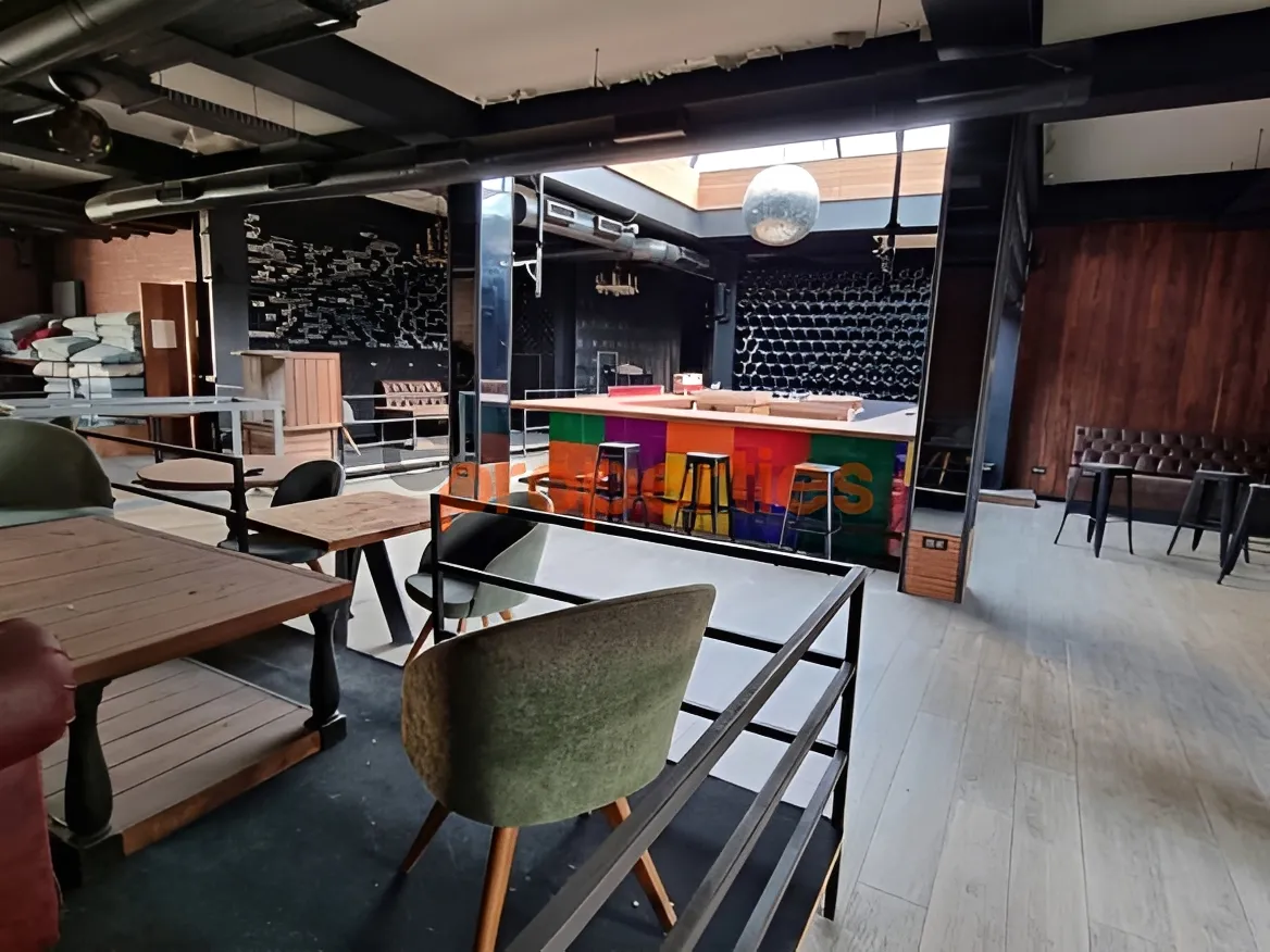 Restaurant for rent in Achrafieh
