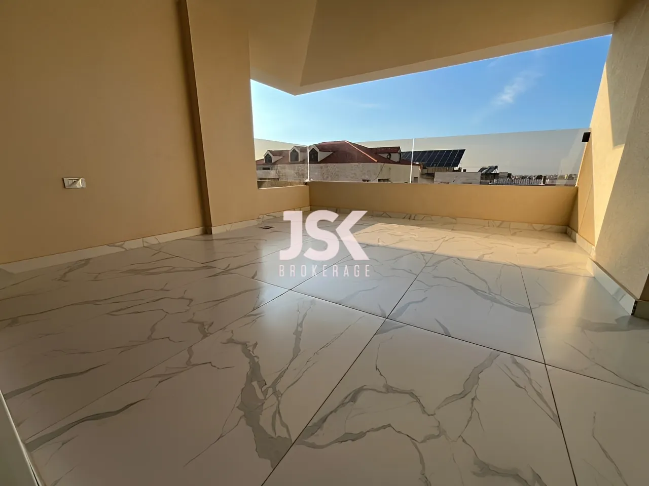 Apartment for Sale in Koura - 3 bed, 3 bath