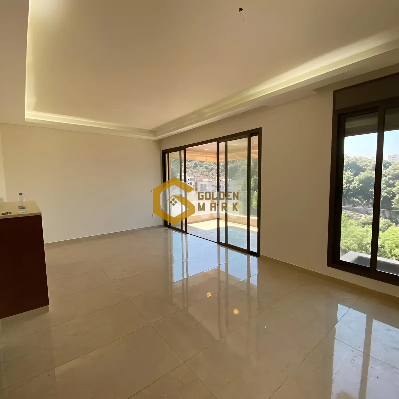 Apartment for Sale in Blat - 3 bed, 3 bath