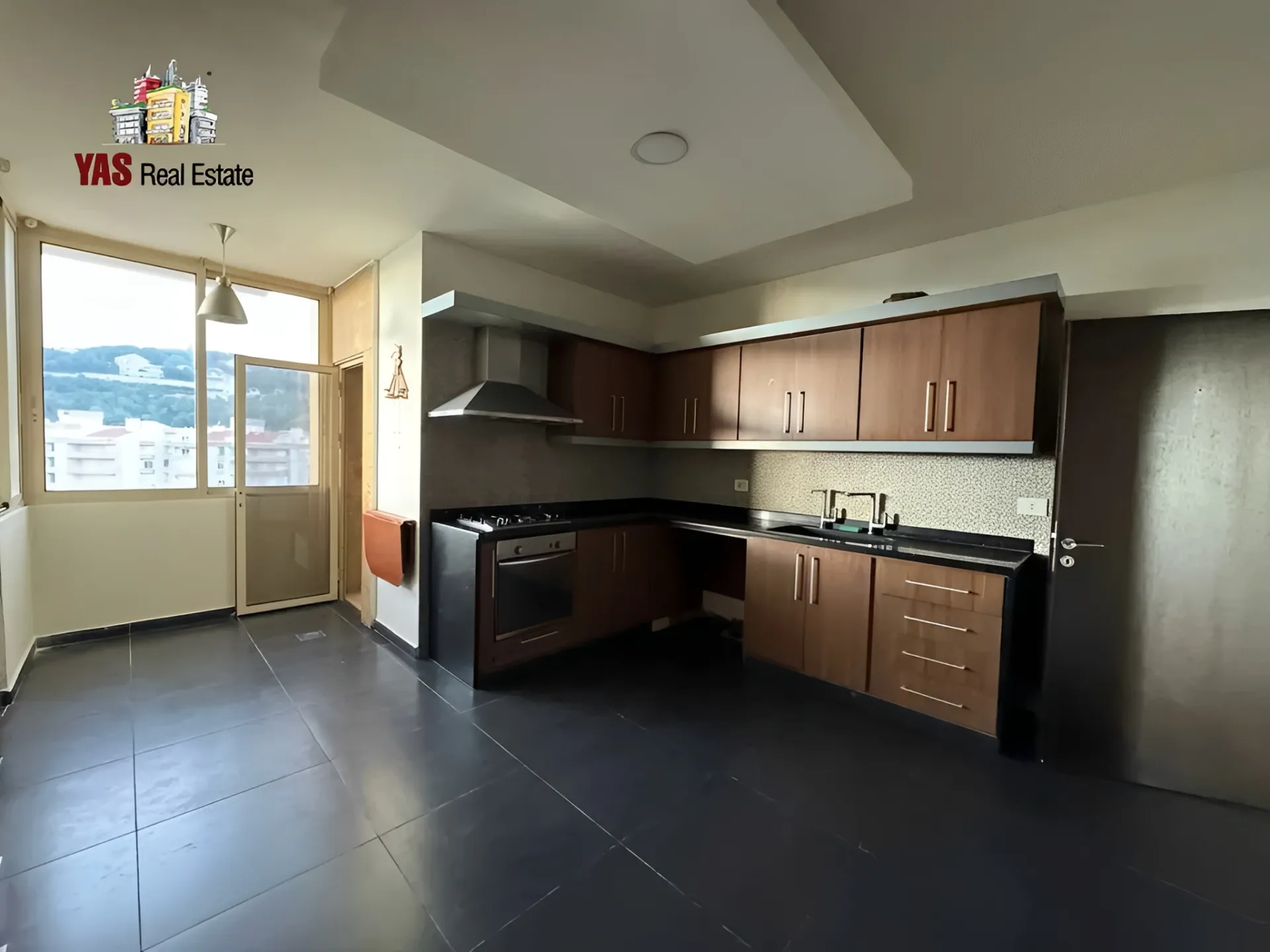 Apartment for Sale in Ajaltoun - 3 bed, 4 bath