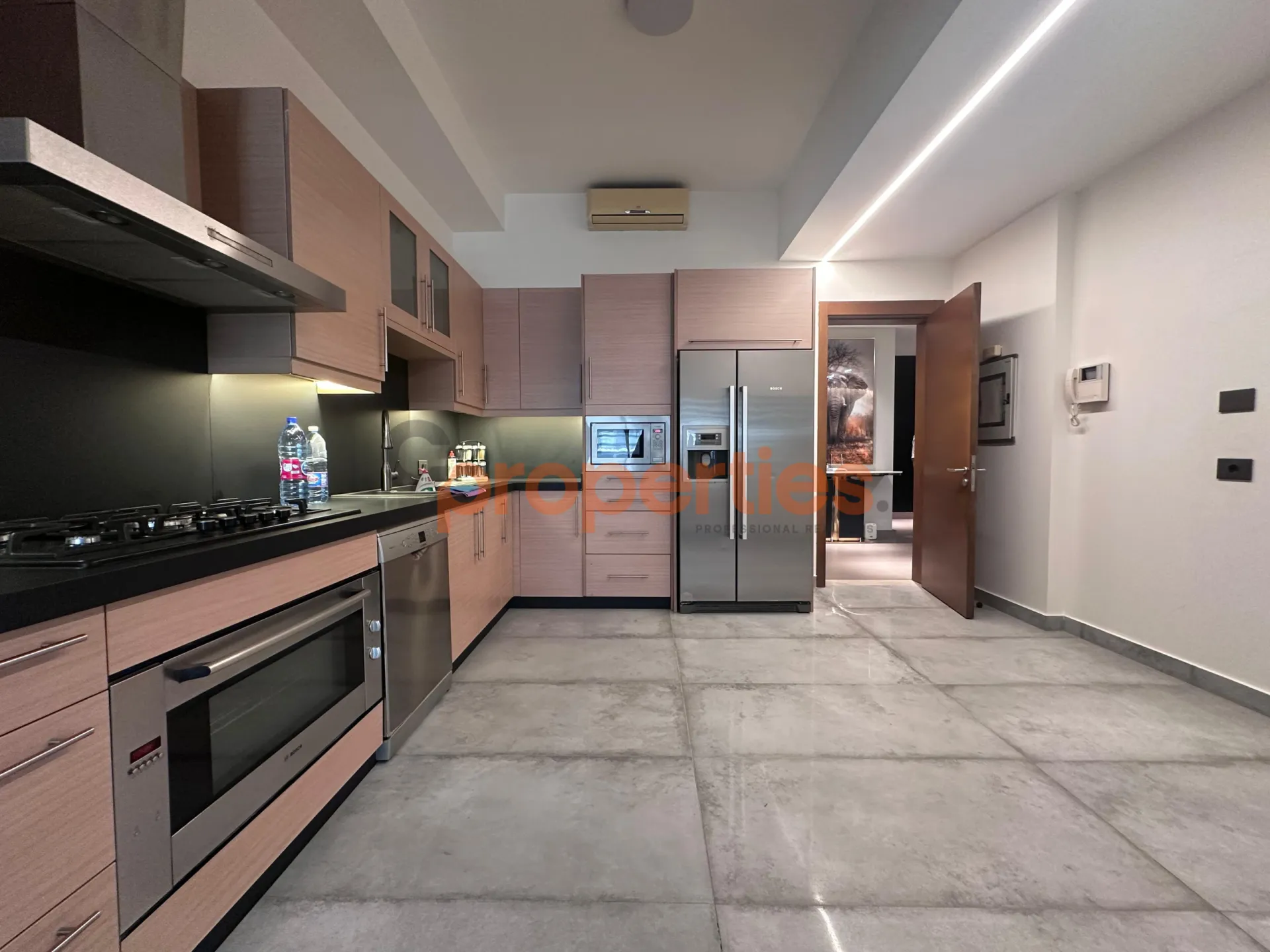 Apartment for Sale in Raoucheh
