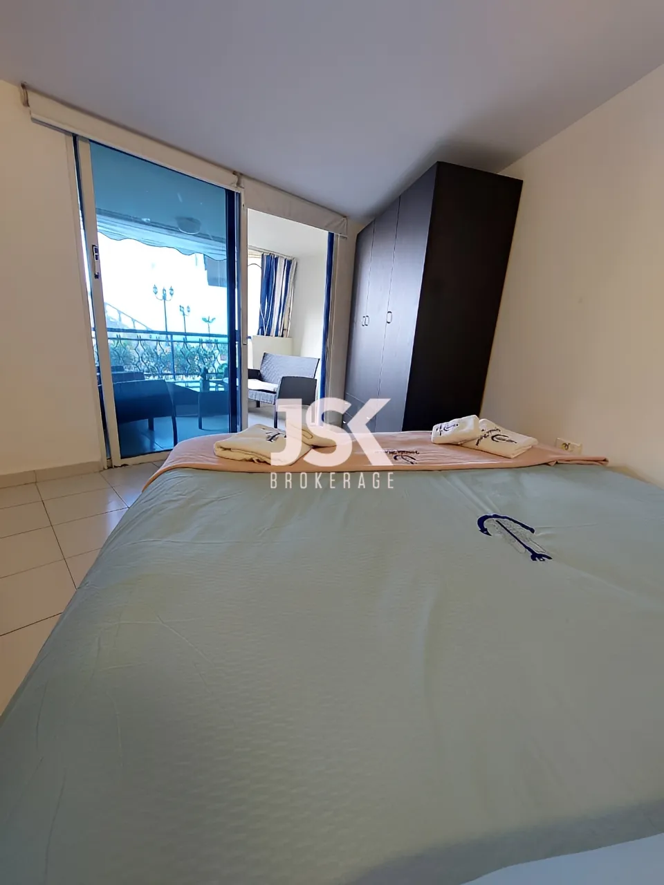 Chalet for sale in Halat