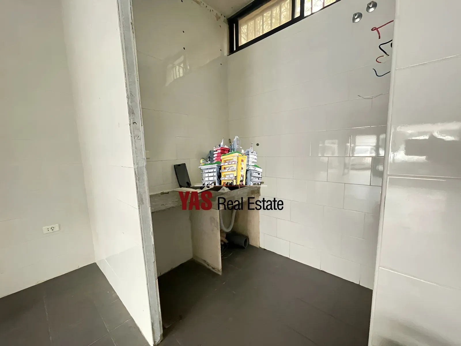 Shop for Sale in Bouar