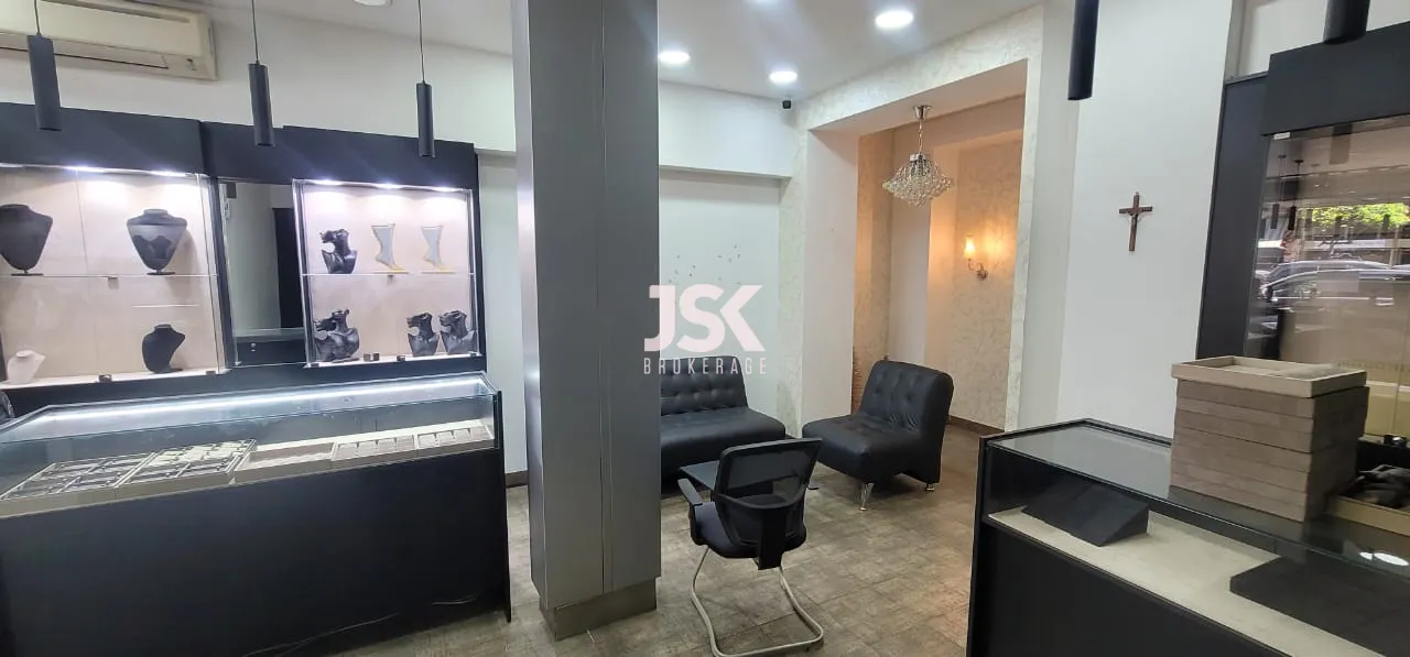 Shop for rent in Bourj Hammoud