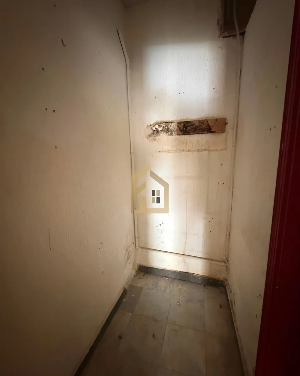 Shop for rent in Caracas, Beirut, Lebanon
